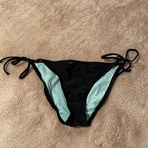 Size M Bikini Bottom